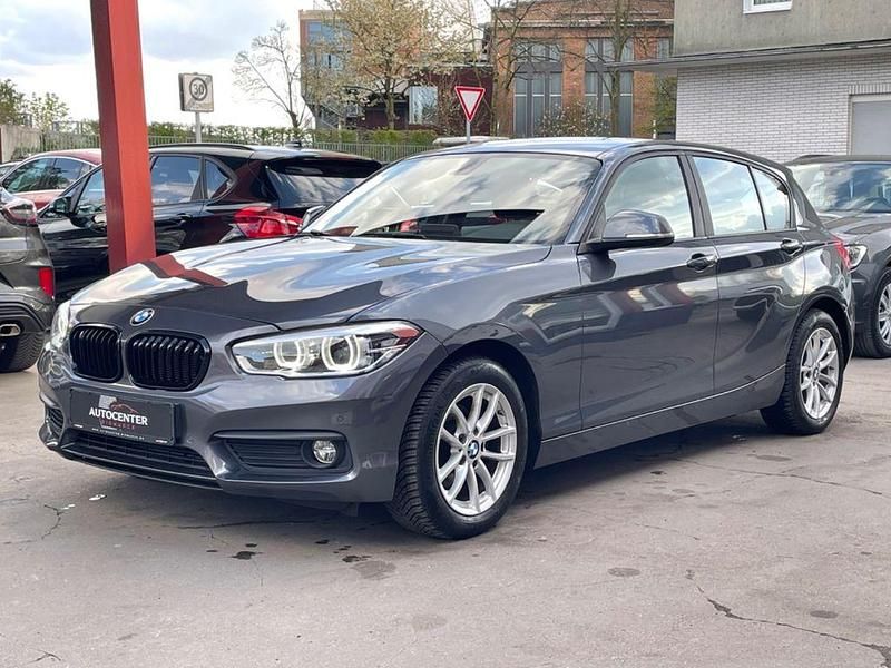 Gebraucht BMW 118 Advantage 136 PS (100 kW) 2018 Grau Kleinwagen