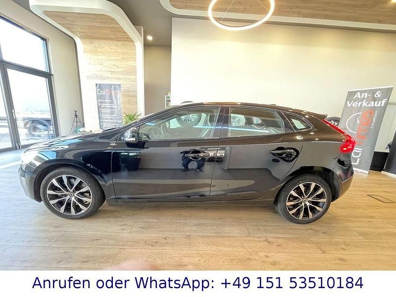 Gebraucht Volvo V40 Linje Svart 150 PS (110 kW) 2019 Schwarz Limousine