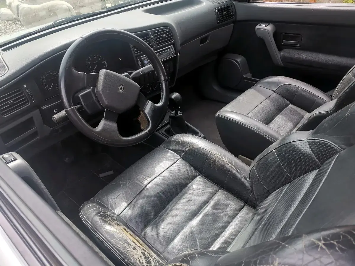 Gebraucht Renault 19 85 PS (62 kW) 1993 Weiß Cabrio