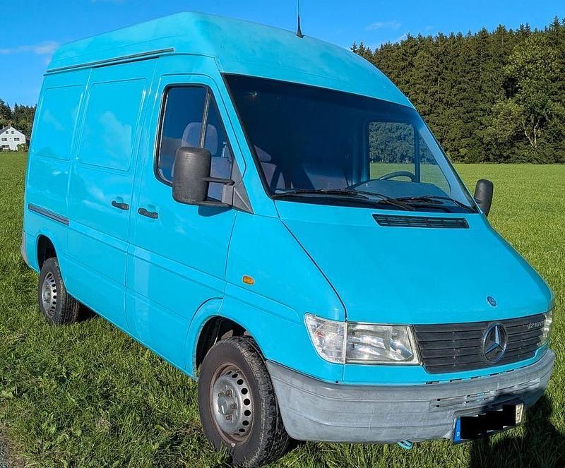 Grün Gebraucht 1997 Mercedes Sprinter Van | 3.999 € (Fairer Preis) - Bild 1/4