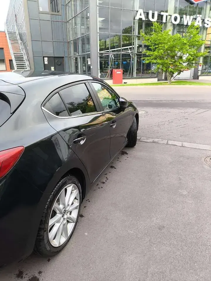 Gebraucht Mazda 3 120 PS (88 kW) 2018 Schwarz Limousine