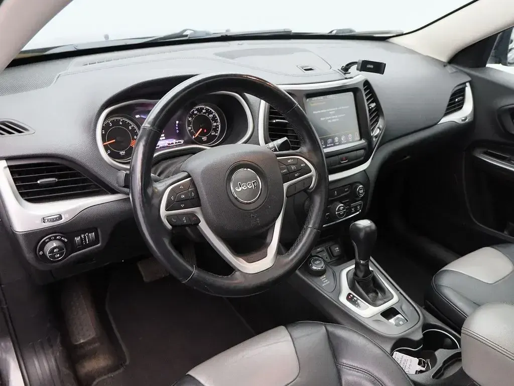 Occasion Jeep Cherokee 185 ch (136 kW) 2014 Noir SUV