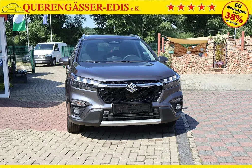 Neu Suzuki SX4 S-Cross Comfort 110 PS (80 kW) 2025 Titan dark gray SUV
