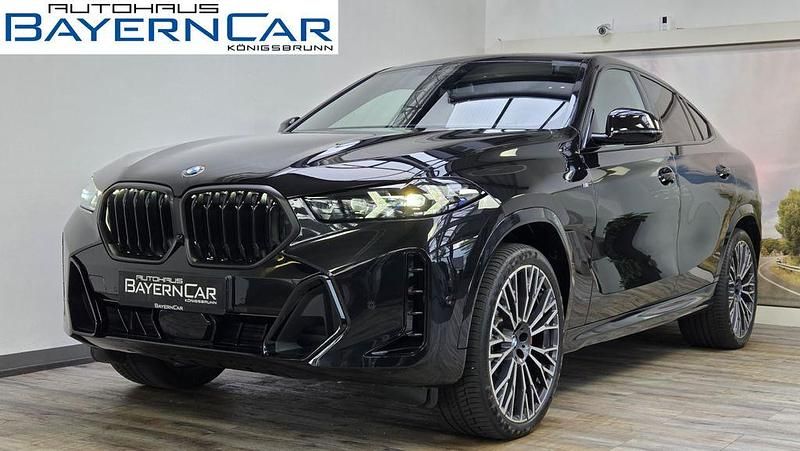 (0475) saphirschwarz metallic Gebraucht 2025 BMW X6 M Sport SUV | 88.889 € (Superpreis) - Bild 1/4