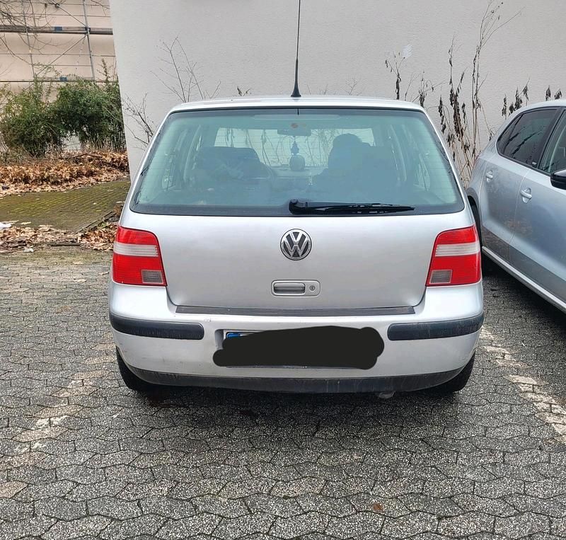 Gebraucht VW Golf IV Edition 75 PS (55 kW) 2002 Silber Kleinwagen