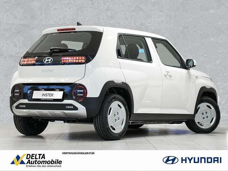 Neu Hyundai Inster Select 71 kW (97 PS) 2026 Unbleached ivory Kleinwagen