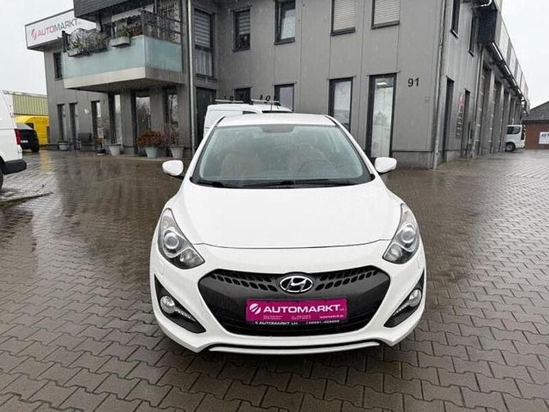 Gebraucht Hyundai i30 90 PS (66 kW) 2013 Andere