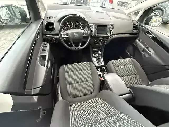 Gebraucht Seat Alhambra Style 150 PS (110 kW) 2019 Uranograu Van / Kleinbus