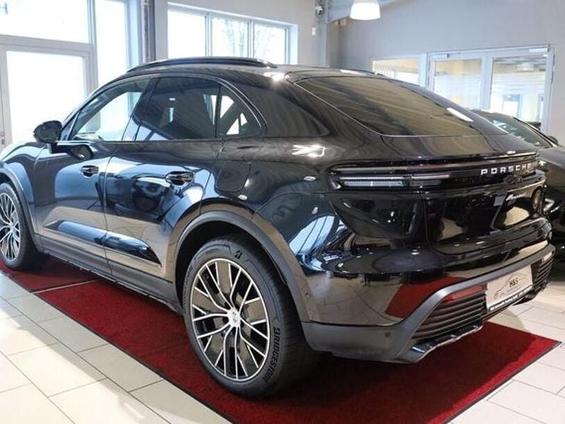 Gebraucht Porsche Macan 330 kW (449 PS) 2024 Schwarz SUV