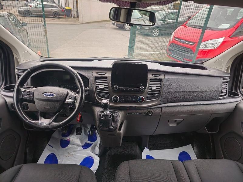 Gebraucht Ford Transit 131 PS (96 kW) 2019 Grau Van / Kleinbus