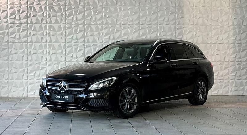 Schwarz Gebraucht 2017 Mercedes C250 Limousine | 22.990 € (Etwas zu teuer) - Bild 1/4