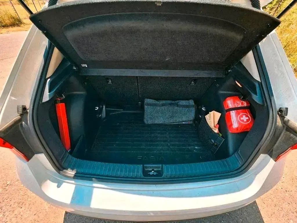 Gebraucht Skoda Fabia Selection 95 PS (69 kW) 2024 Weiß Kleinwagen