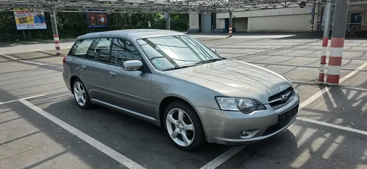 Gebraucht Subaru Legacy 165 PS (121 kW) 2006 Silber Kombi