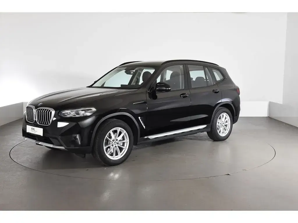 Gebraucht BMW X3 Performance 190 PS (139 kW) 2023 Schwarz SUV