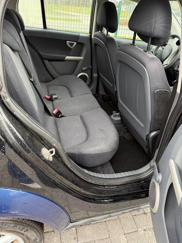 Second-hand Smart ForFour 95 CP (69 kW) 2005 Albastru Hatchback