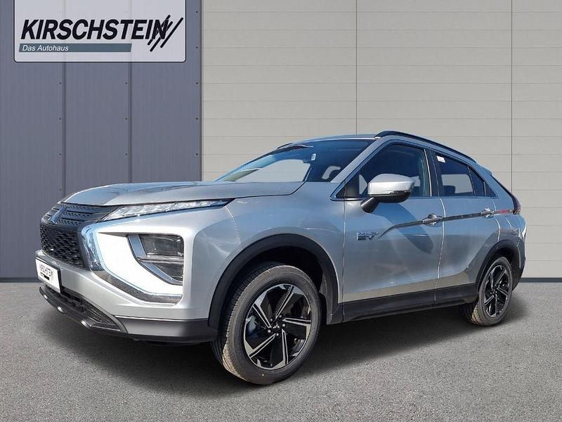 Gebraucht Mitsubishi Eclipse Cross Basis 188 PS (138 kW) 2022 Silber SUV