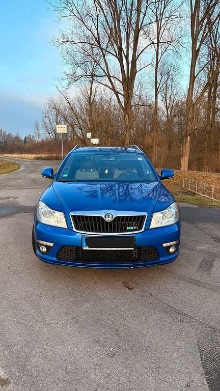 Gebraucht Skoda Octavia RS 170 PS (125 kW) 2011 Blau Kombi