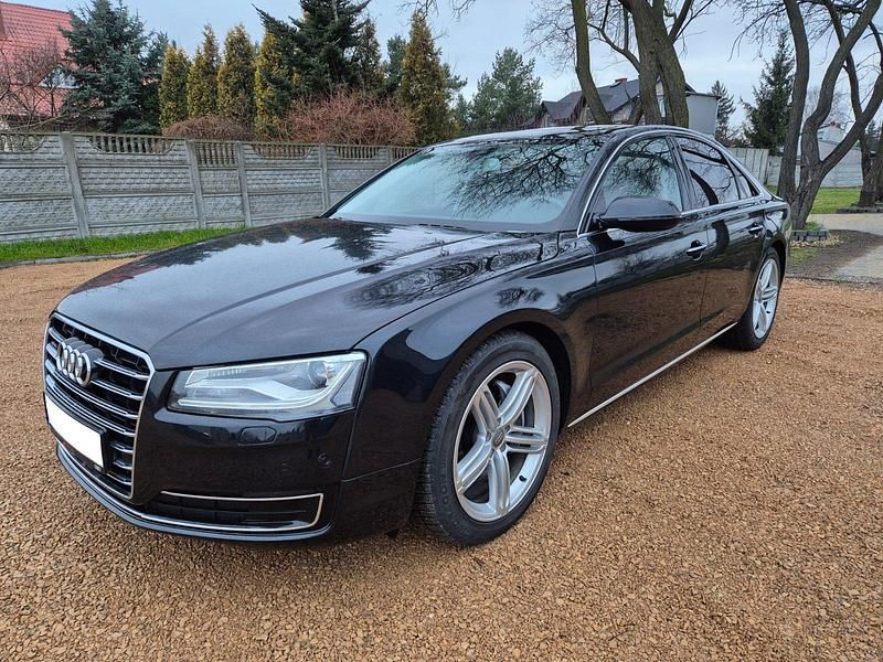 Schwarz Gebraucht 2013 Audi A8 Limousine | 19.500 € (Teuer) - Bild 1/4