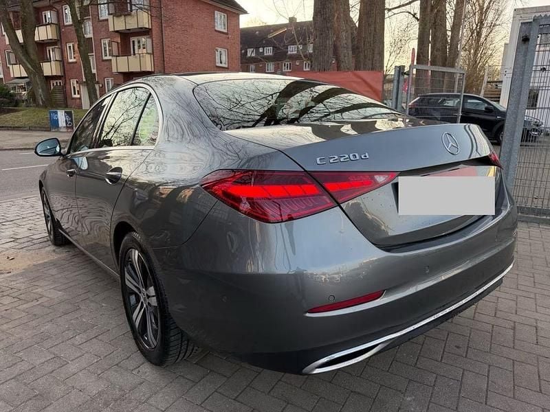 Gebraucht Mercedes C220 200 PS (147 kW) 2022 Grau Limousine
