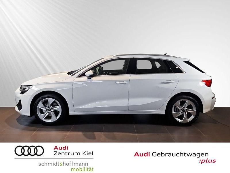 Gebraucht Audi A3 Ambiente 150 PS (110 kW) 2025 Arkonaweiß Limousine