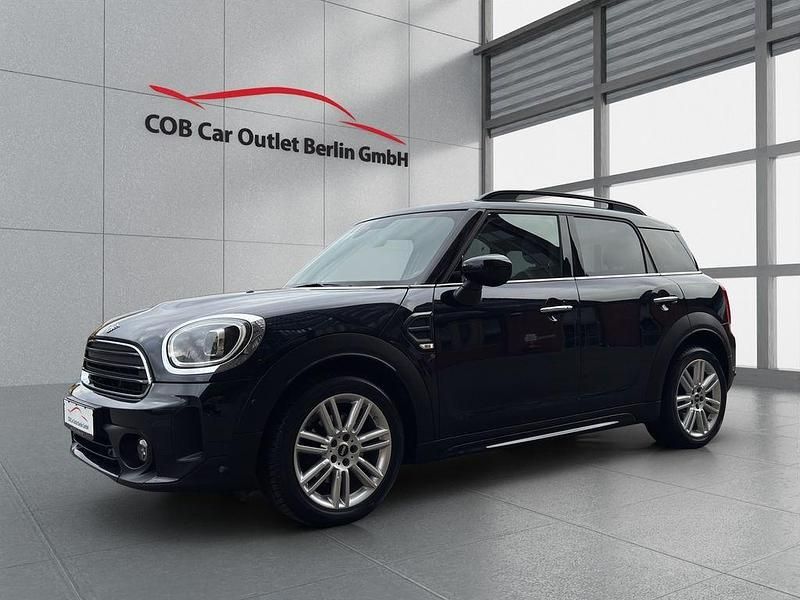 Enigmatic black metallic (c3y) Gebraucht 2023 Mini Cooper Countryman Untamed Edition SUV | 19.950 € (Guter Preis) - Bild 1/4
