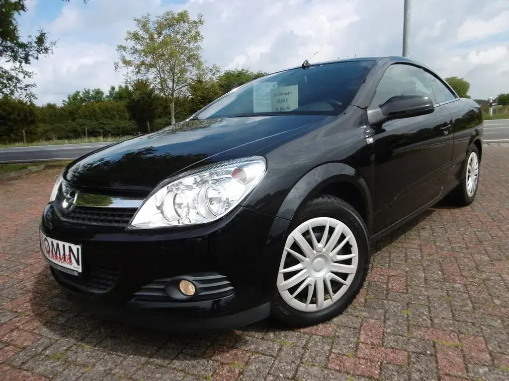 Gebraucht Opel Astra 105 PS (77 kW) 2006 Schwarz Cabrio