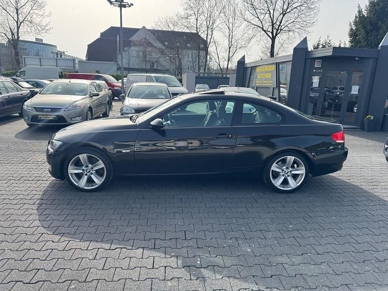 Gebraucht BMW 325 Shadowline 218 PS (160 kW) 2006 Schwarz Coupé