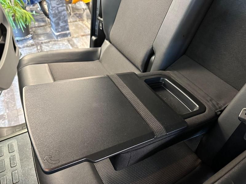 Gebraucht Opel Vivaro Edition 177 PS (130 kW) 2020 Sonderfarben Van / Kleinbus