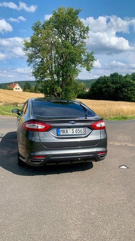 Gebraucht Ford Mondeo Titanium 211 PS (155 kW) 2016 Grau Limousine