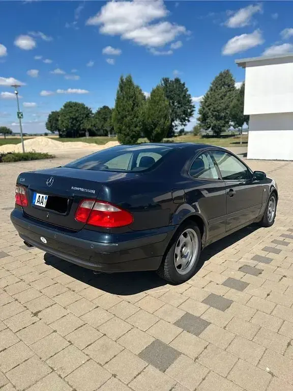 Gebraucht Mercedes CLK230 193 PS (141 kW) 1998 Blau Coupé
