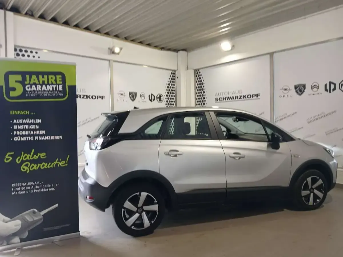 Gebraucht Opel Crossland 131 PS (96 kW) 2024 Grau SUV