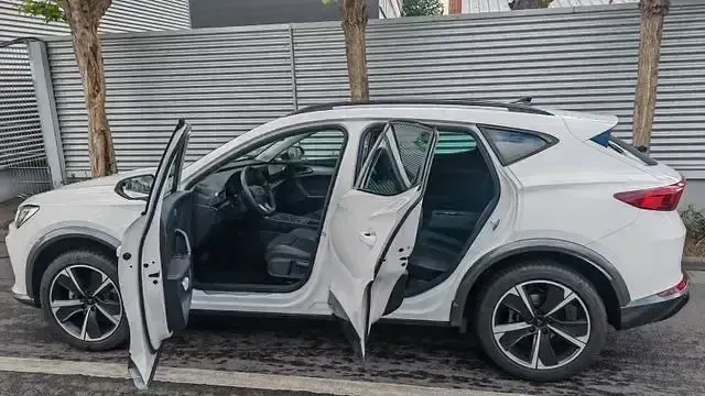 Gebraucht Cupra Formentor 150 PS (110 kW) 2023 Weiß SUV