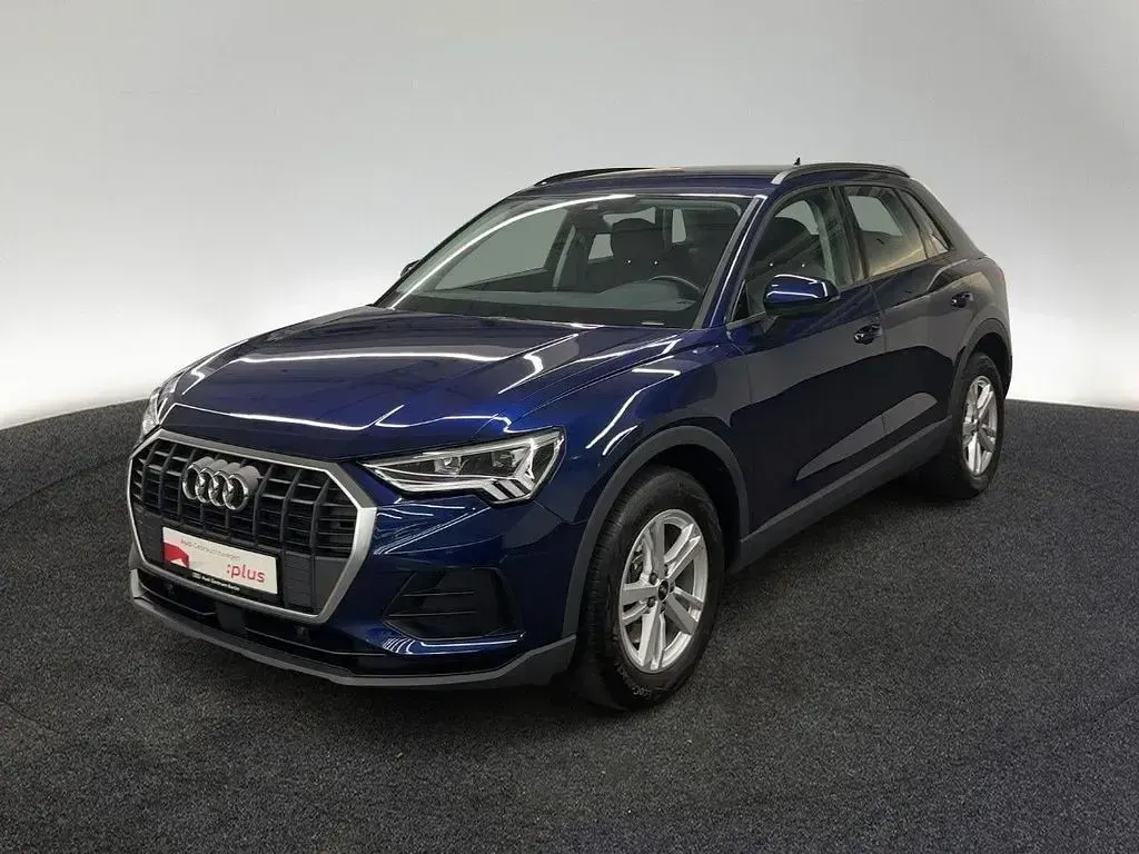 Gebraucht Audi Q3 Sport 190 PS (139 kW) 2022 Navarrablau metallic SUV