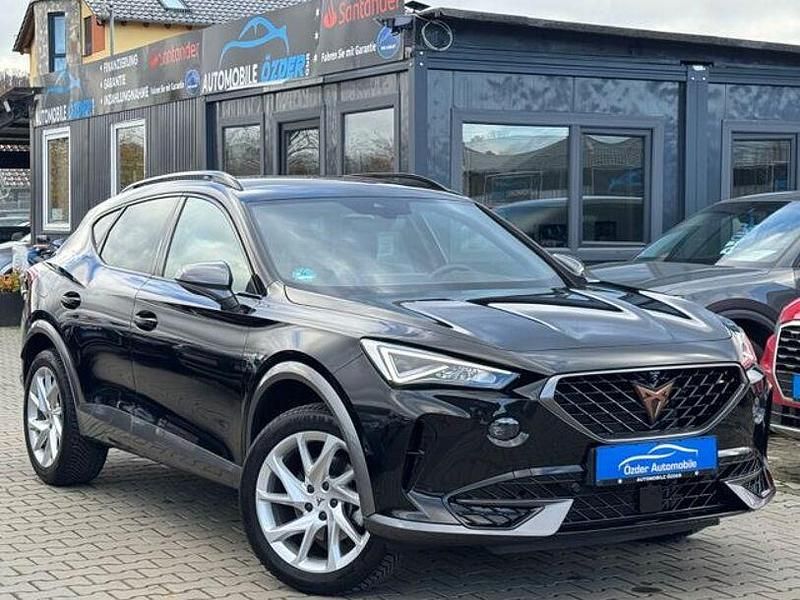 Rot Gebraucht 2019 Ford Focus Limousine | 11.990 € (Teuer) - Bild 1/4