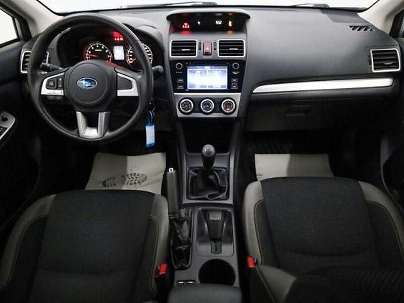 Gebraucht Subaru XV Trend 114 PS (83 kW) 2017 Silber SUV