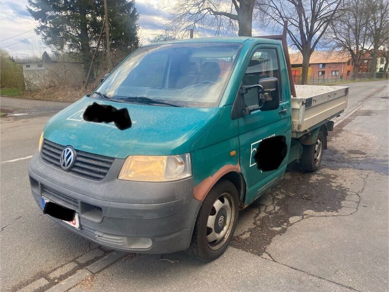 Grün Gebraucht 2005 VW T5 Van | 3.000 € - Bild 1/4