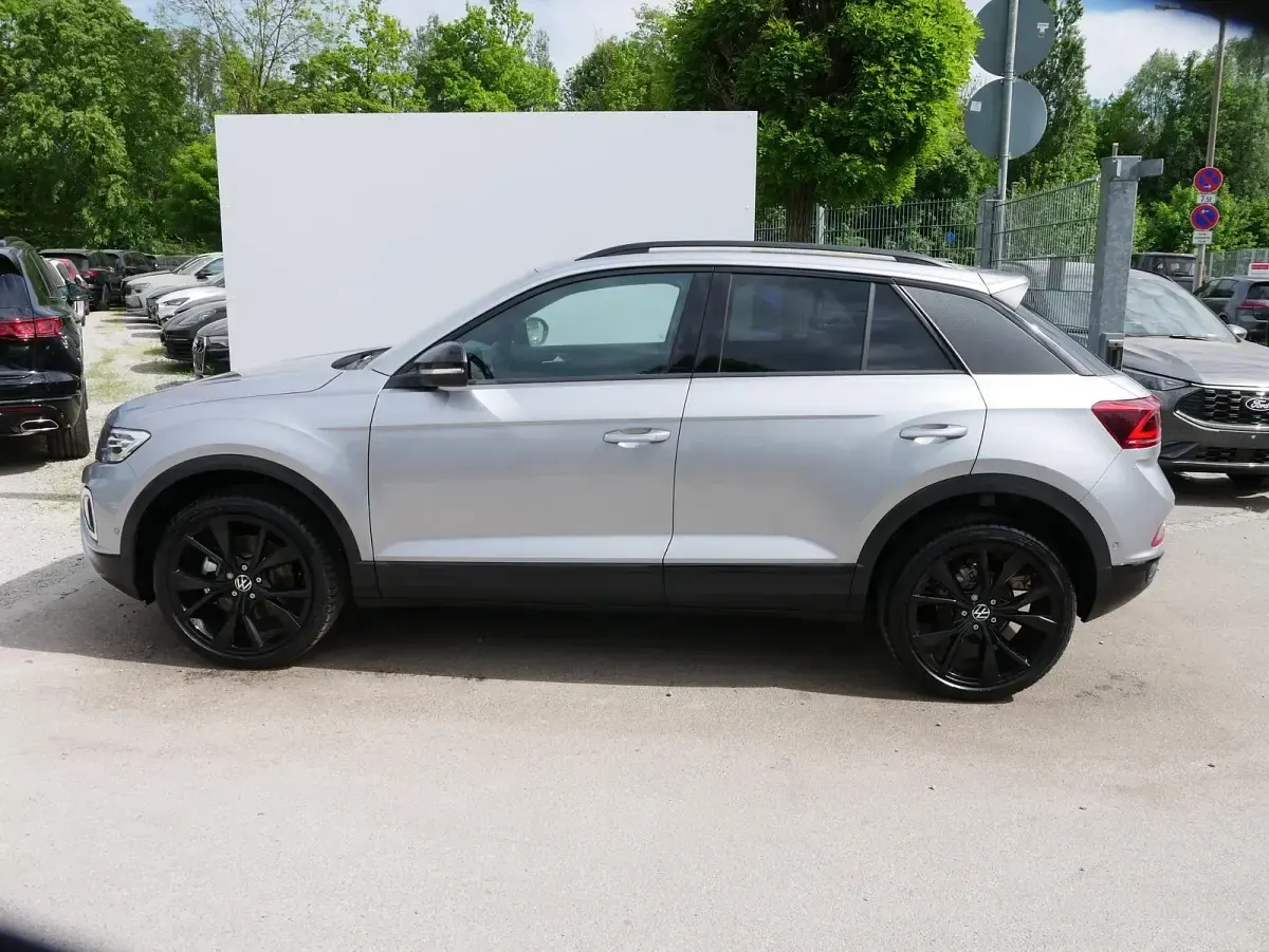 Neu VW T-Roc Style 150 PS (110 kW) 2026 Pyritsilber metallic SUV