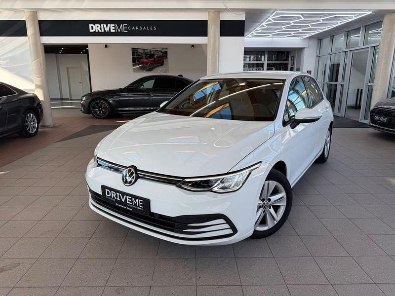 Gebraucht VW Golf VII Life 150 PS (110 kW) 2020 Weiß Limousine