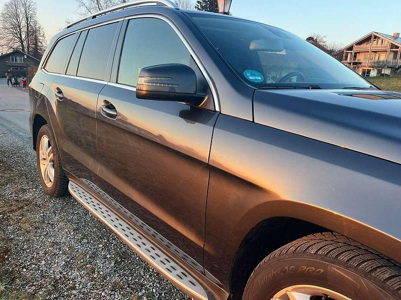 Gebraucht Mercedes GL350 258 PS (189 kW) 2013 Grau SUV