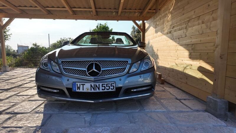 Silber Gebraucht 2013 Mercedes E220 Avantgarde Cabrio | 10.700 € (Superpreis) - Bild 1/4