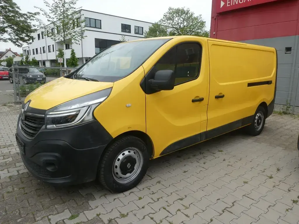 Gebraucht Renault Trafic Komfort 120 PS (88 kW) 2020 Gelb Van / Kleinbus