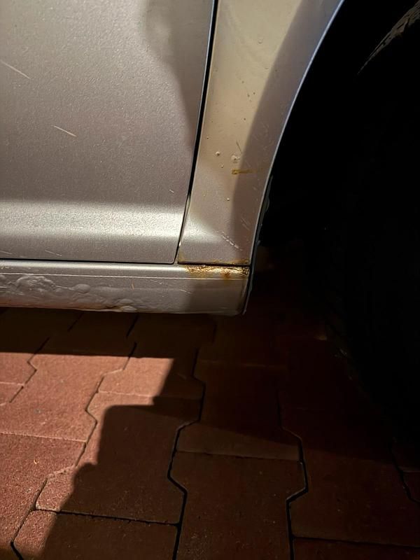 Silber Gebraucht 2002 VW Golf IV Limousine | 2.000 € (Fairer Preis) - Bild 1/4