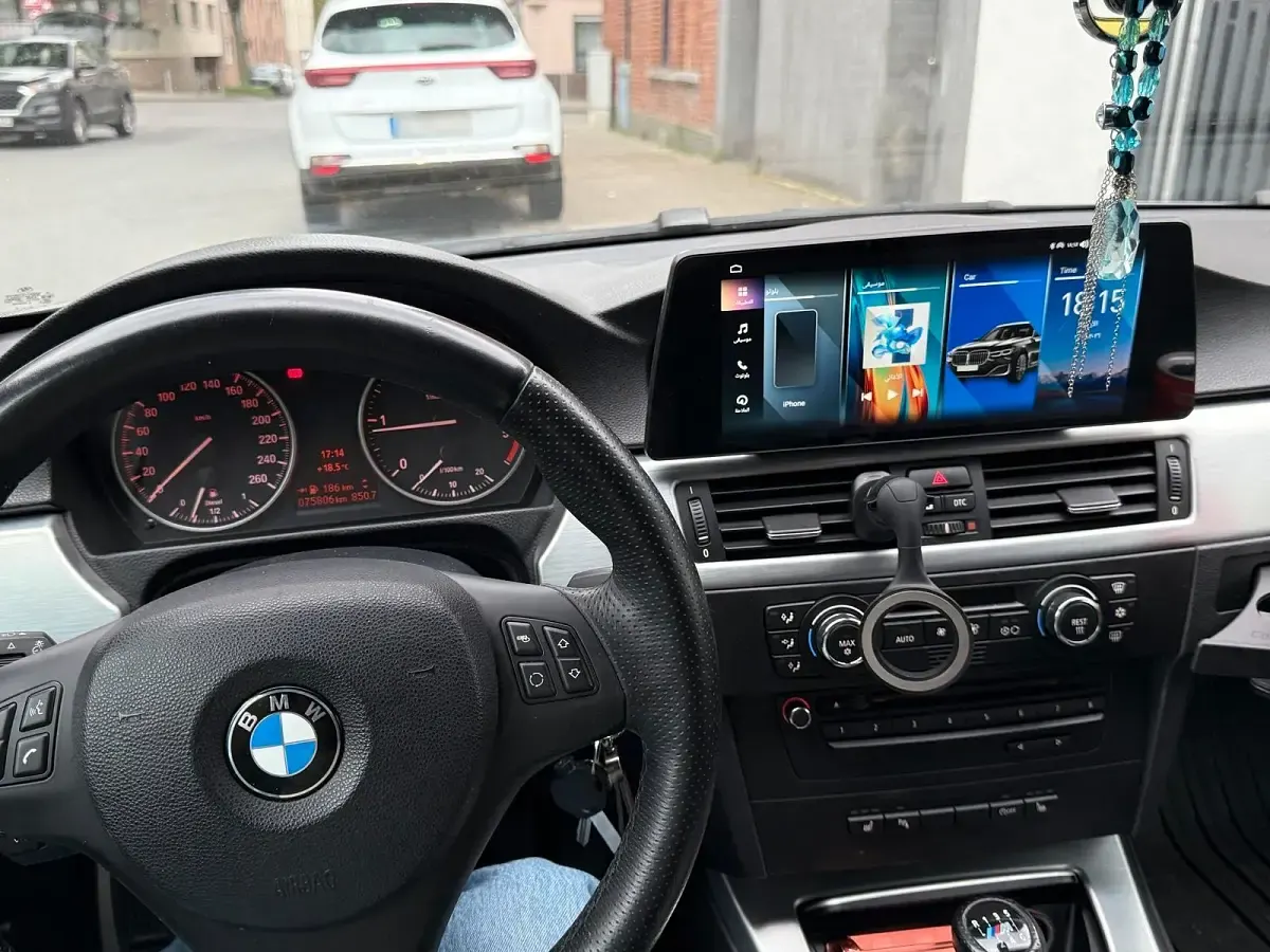 Używany BMW 320 177 KM (130 kW) 2009 Srebrny Coupe