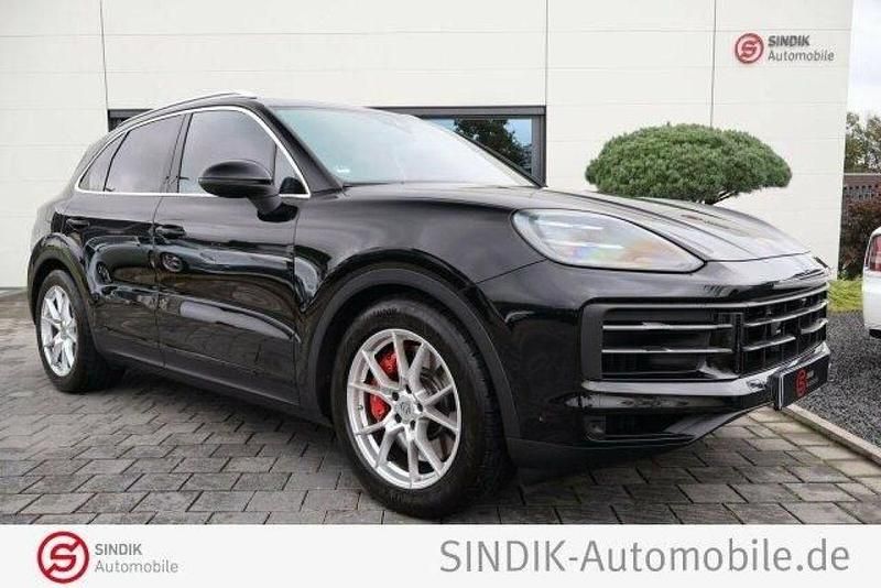Gebraucht Porsche Cayenne S 475 PS (349 kW) 2024 Schwarz SUV