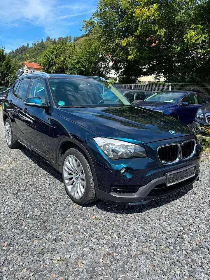 Gebraucht BMW X1 Sport Line 143 PS (105 kW) 2015 Midnight blue metallic SUV