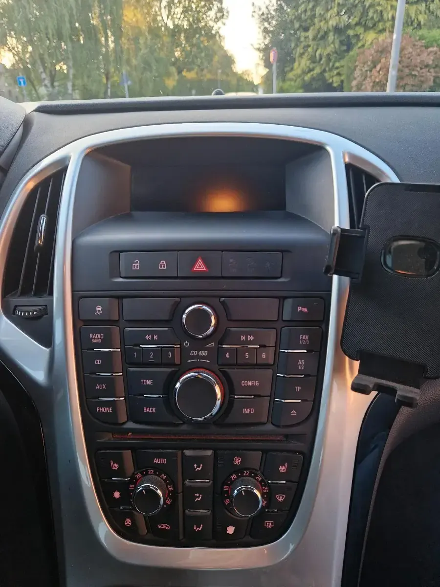Gebraucht Opel Astra 140 PS (102 kW) 2012 Braun Kombi