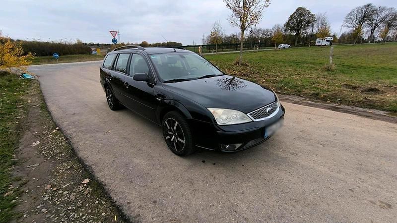 Gebraucht Ford Mondeo 125 PS (91 kW) 2006 Schwarz Kombi