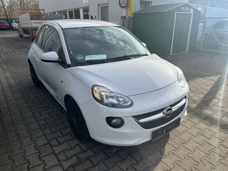 Gebraucht Opel Adam 69 PS (50 kW) 2014 Arctic white Kleinwagen
