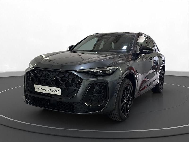 Neu Audi Q5 S-Line 204 PS (150 kW) 2026 Grau SUV