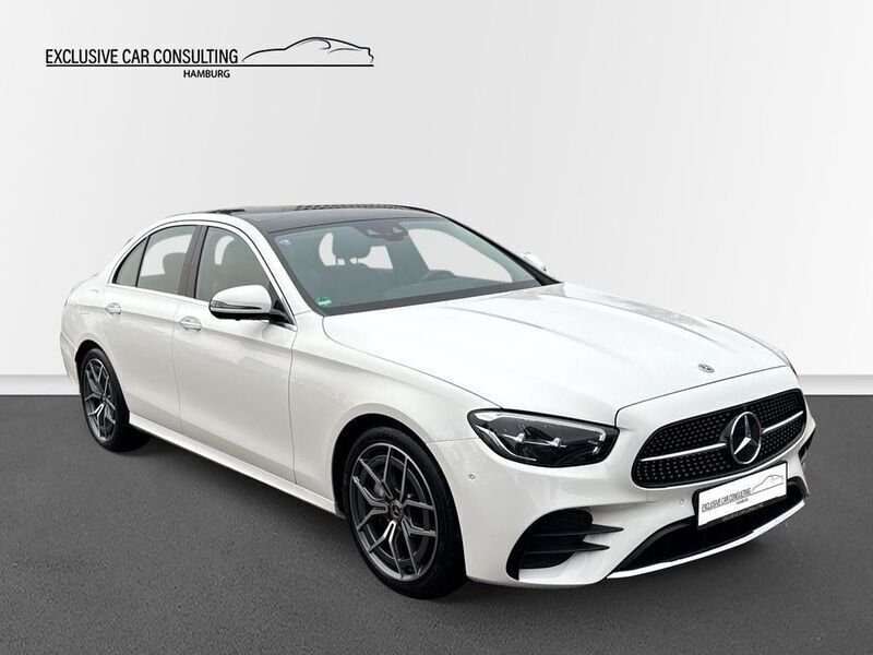 Polarweiss Gebraucht 2022 Mercedes E200 AMG line Limousine | 43.990 € (Fairer Preis) - Bild 1/4